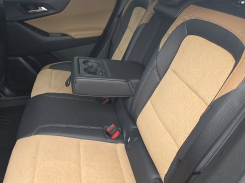 New 2027 Chevrolet Equinox ACTIV w/ LPO, Floor Liner Package AWD/4WD image 11