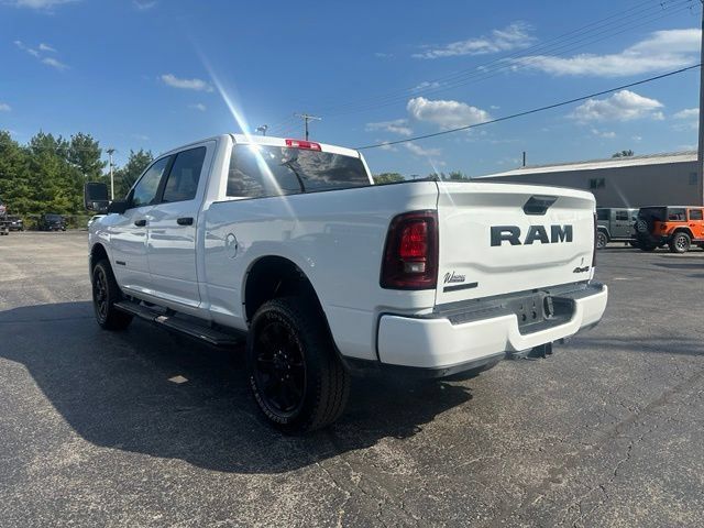 Used 2025 RAM 2500 Big Horn AWD/4WD image 3