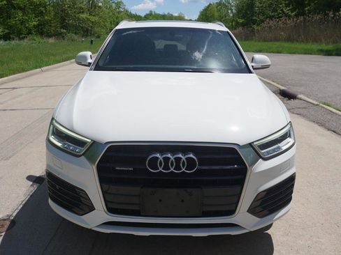 Used 2018 Audi Q3 2.0T Premium Plus w/ Premium Plus Package AWD/4WD image 6