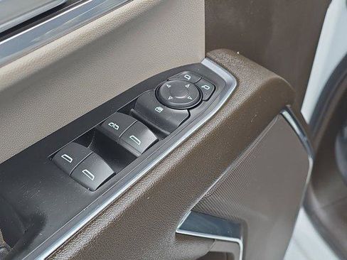 Used 2024 Chevrolet Silverado 3500 LT w/ Convenience Package image 20
