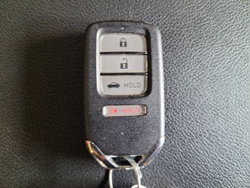 Used 2019 Honda Accord Sport image 32