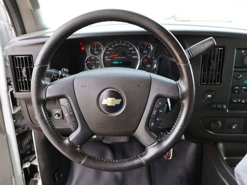 Used 2020 Chevrolet Express 3500 w/ Power Convenience Package RWD image 19