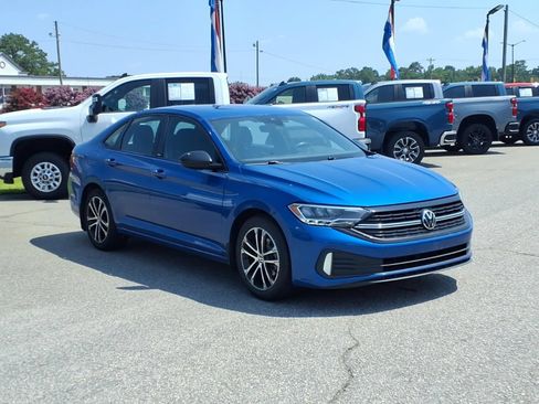Used 2023 Volkswagen Jetta Sport FWD image 7