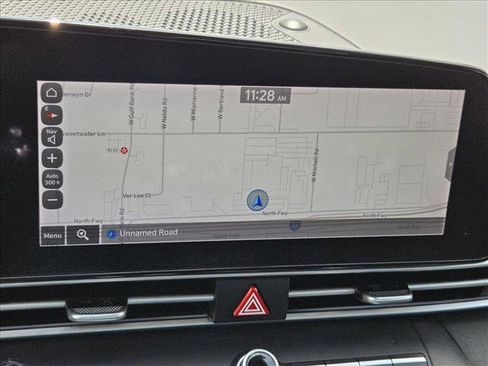 Used 2021 Hyundai Elantra Limited FWD image 12