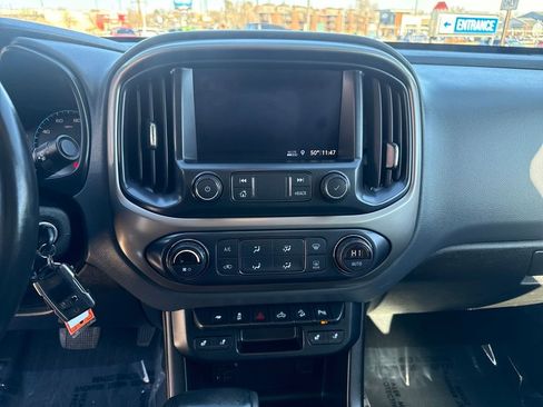 Used 2019 Chevrolet Colorado Z71 image 18