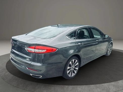 Used 2020 Ford Fusion SE AWD/4WD image 5