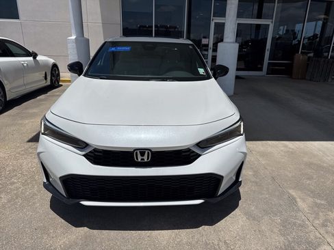 Certified 2025 Honda Civic Sport image 2