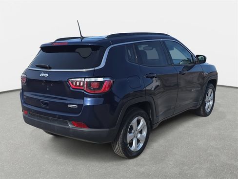 Used 2018 Jeep Compass Latitude w/ Safe & Security Group image 5