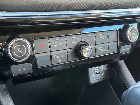 Used 2022 Jeep Compass Trailhawk w/ Trailhawk Elite Group AWD/4WD image 36