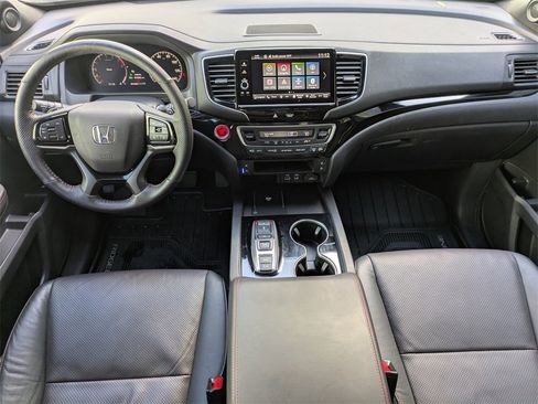 Used 2024 Honda Ridgeline Black Edition image 16