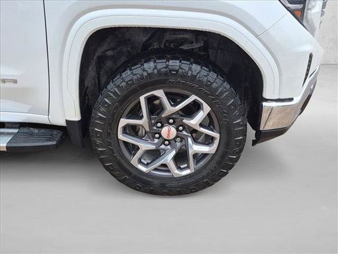 Certified 2024 GMC Sierra 1500 SLT AWD/4WD image 14