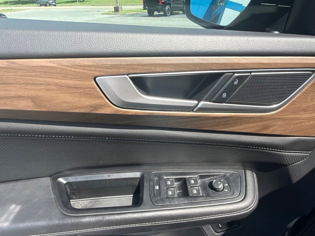Used 2026 Volkswagen Atlas SE FWD image 19