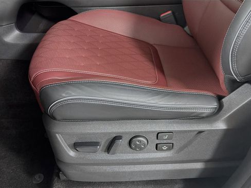 Certified 2026 INFINITI QX80 Autograph w/ Premium Cargo Package image 25