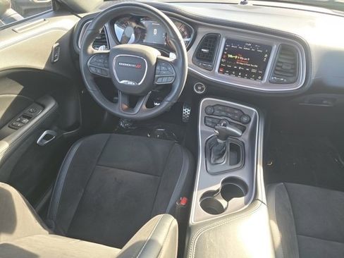 Used 2022 Dodge Challenger R/T w/ Plus Package image 34