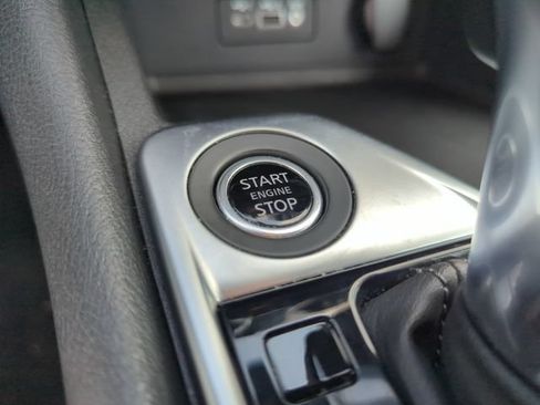 Certified 2023 Nissan Sentra SV FWD image 46