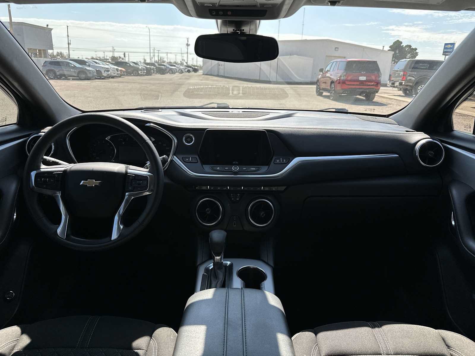 Used 2022 Chevrolet Blazer LT FWD image 18