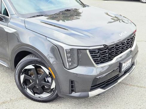 Used 2025 Kia Sorento SX Prestige AWD/4WD image 4