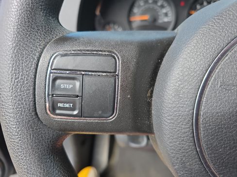 Used 2016 Jeep Patriot Sport w/ Power Value Group FWD image 19