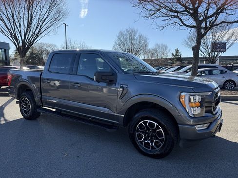 Used 2022 Ford F150 XLT w/ Equipment Group 302A High image 4