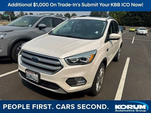 Used 2017 Ford Escape Titanium w/ Equipment Group 301A AWD/4WD image 1
