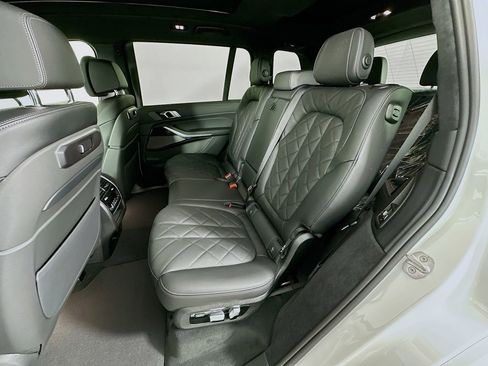 New 2026 BMW X7 xDrive40i w/ M Sport Package image 17