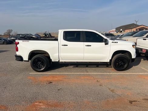 Used 2024 Chevrolet Silverado 1500 Custom Trail Boss w/ LPO, Dark Essentials Package image 5