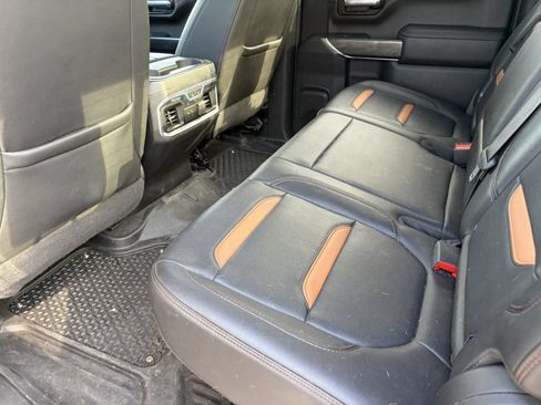 Certified 2021 GMC Sierra 1500 AT4 w/ AT4 Premium Package AWD/4WD image 12
