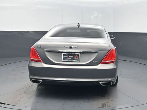 Used 2018 Genesis G90 3.3T Premium RWD image 34