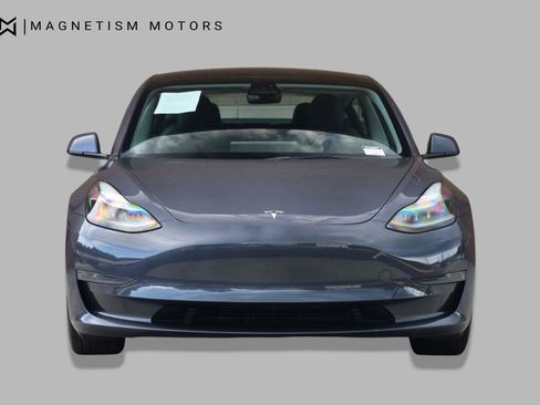 Used 2023 Tesla Model 3 Standard Range RWD image 5