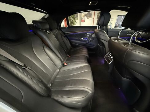 Used 2016 Mercedes-Benz S 550 Sedan w/ Premium Package image 25
