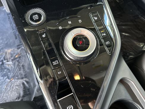 Certified 2023 Kia Niro EX image 23