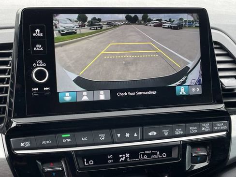 Certified 2025 Honda Odyssey Sport-L image 18