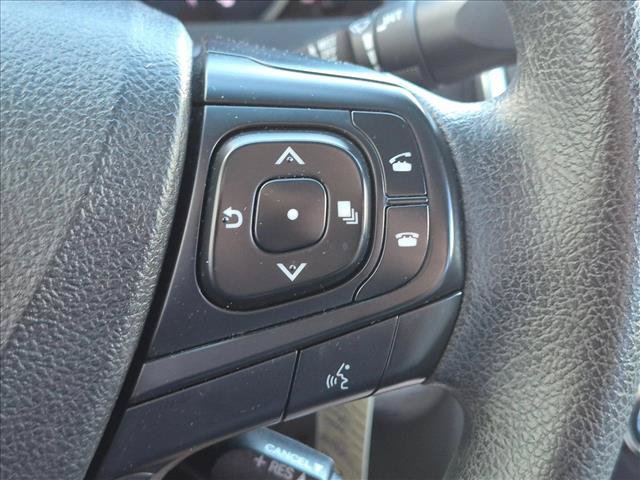 Used 2017 Toyota Camry LE FWD image 5