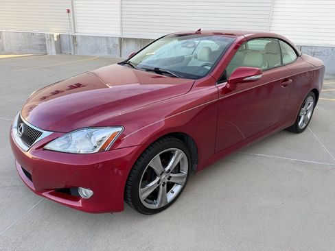Used 2010 Lexus IS 350C RWD image 15