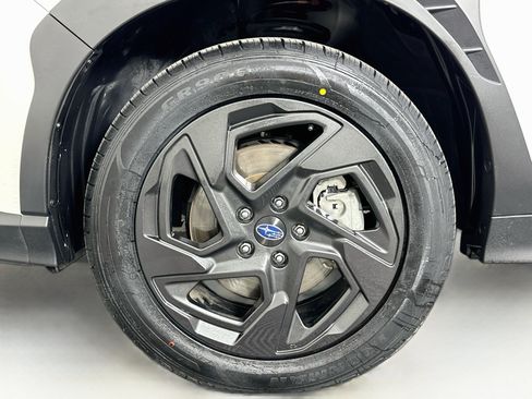 Used 2024 Subaru Crosstrek 2.5i Sport AWD/4WD image 11
