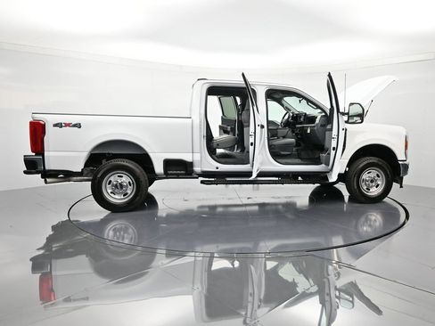 New 2026 Ford F250 XL w/ XL Chrome Package AWD/4WD image 49