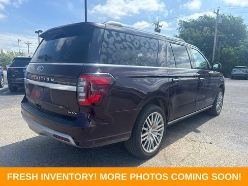 Used 2024 Ford Expedition Max Platinum AWD/4WD image 2