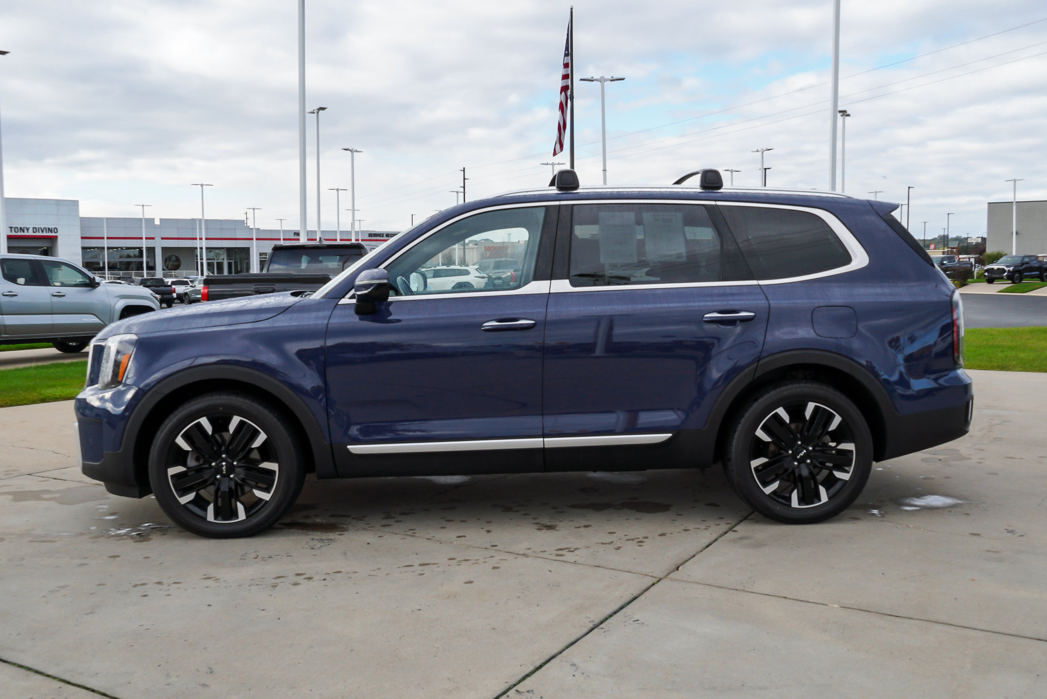 Used 2024 Kia Telluride SX Prestige AWD/4WD image 5