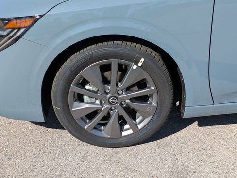 New 2026 Nissan Sentra SL w/ Floor Mat Package FWD image 4