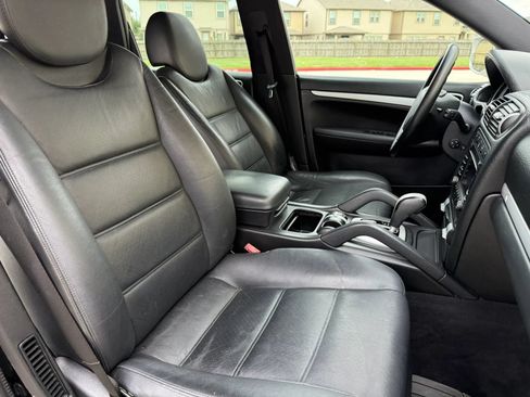 Used 2010 Porsche Cayenne AWD/4WD image 17