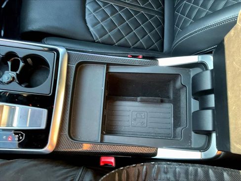 Used 2023 Audi SQ8 Prestige AWD/4WD image 15