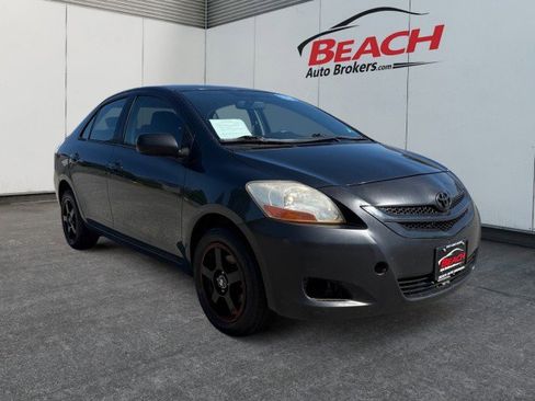 Used 2007 Toyota Yaris S FWD image 3