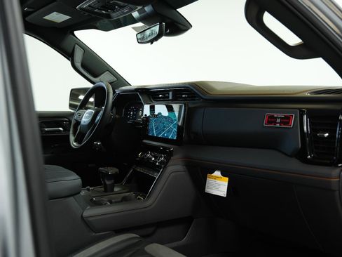 New 2026 GMC Sierra 1500 AT4 w/ AT4 Premium Package AWD/4WD image 20