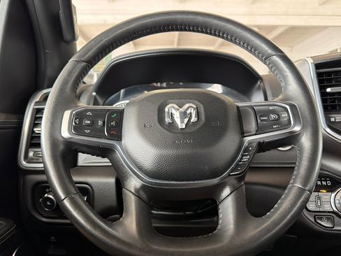 Used 2024 RAM 1500 Laramie AWD/4WD image 23
