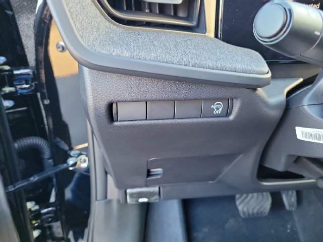 New 2027 Nissan Kicks S FWD image 20