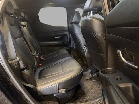 Used 2025 Hyundai Santa Cruz SEL image 12