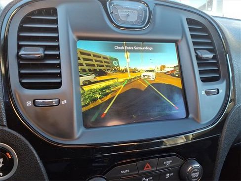 Used 2022 Chrysler 300 S image 22