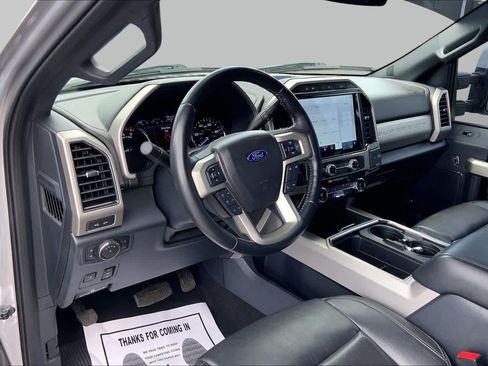 Used 2022 Ford F350 Lariat w/ Lariat Ultimate Package AWD/4WD image 18
