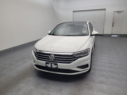 Used 2021 Volkswagen Jetta SE FWD image 15