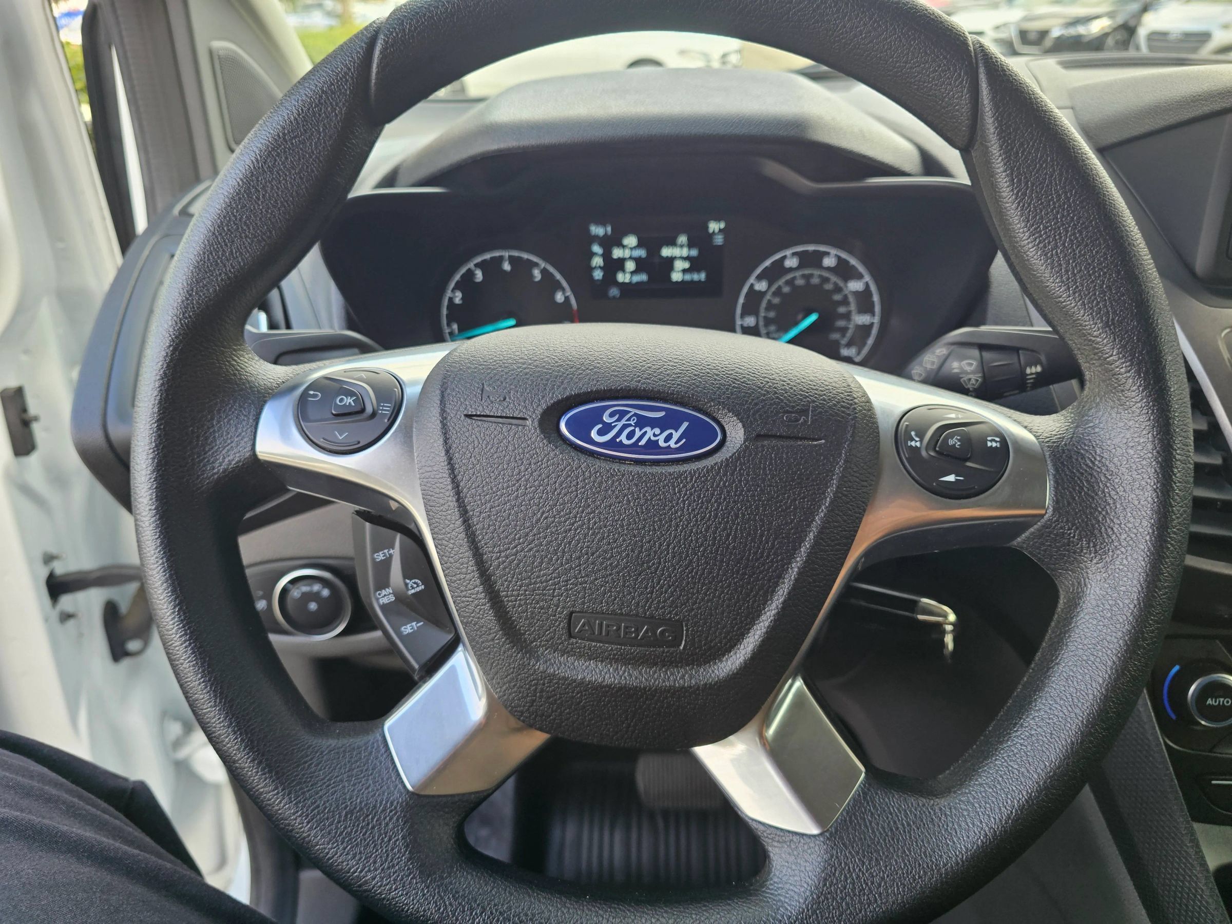 Used 2021 Ford Transit Connect XL FWD image 11